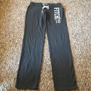 🦋 Abercrombie & Fitch Sweatpants